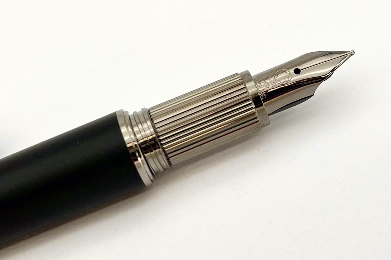 MontblancMB126339StarwalkerResinUltraBlackFP_L